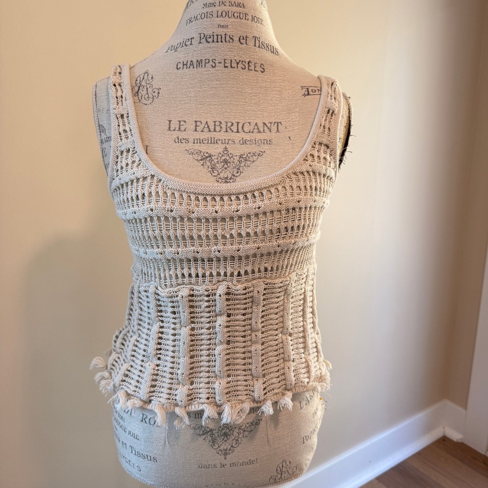 Old Navy Women's Beige Crochet Tank Top Size M